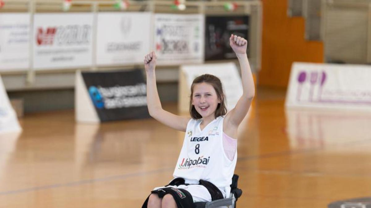 玛格丽塔·康特拉斯蒂尼：“即使没有残疾，我也会打轮椅篮球”