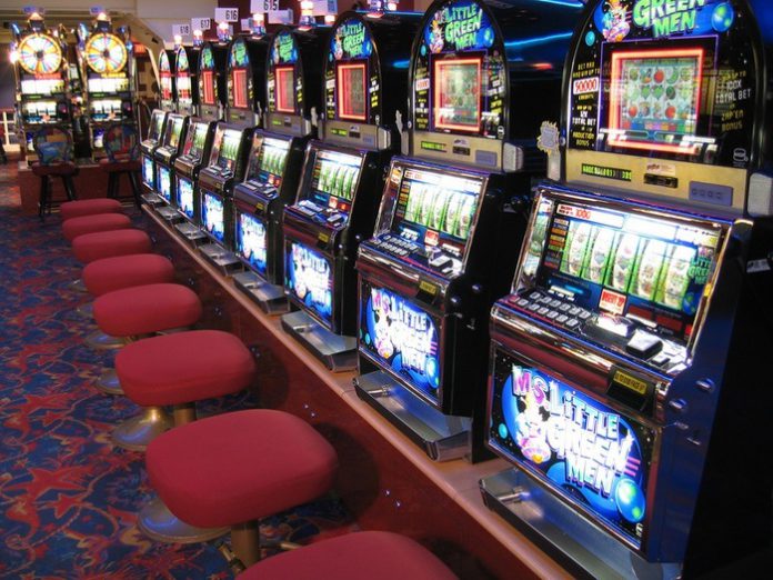 新西兰“暂时暂停”电子游戏机以应对赌博问题